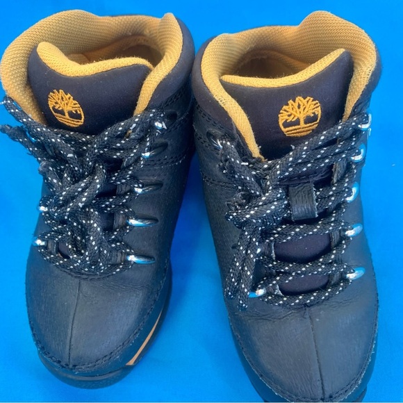Timberland boots toddler size 11 black & gold‎ - Picture 3 of 6